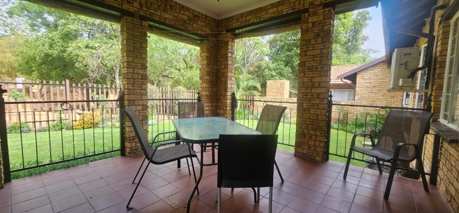 3 Bedroom Property for Sale in Safari Gardens North West